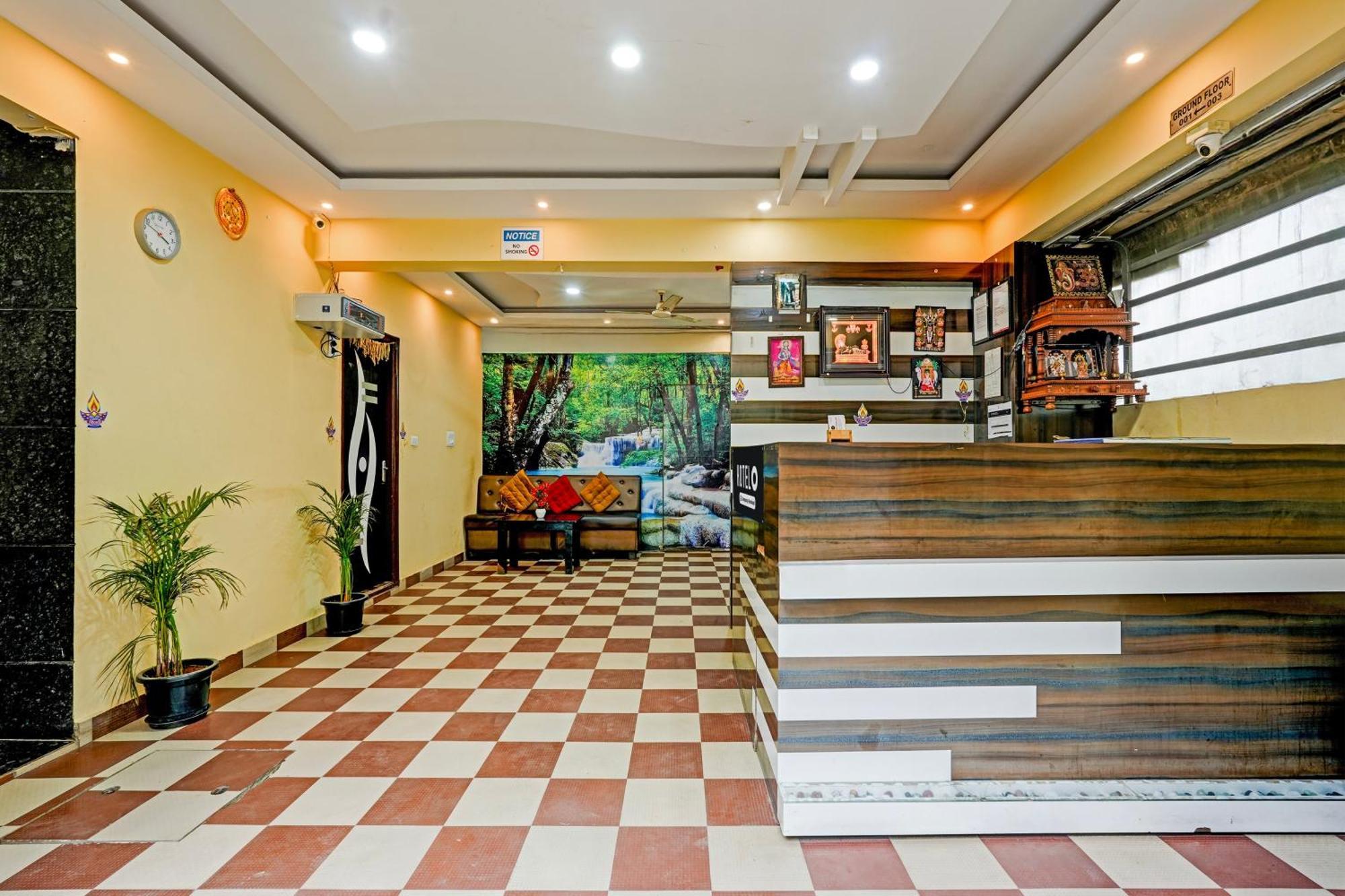 Super Hotel O Ganakkal Near Bgs Hospital Junction Formerly Omkar Global Inn Bangalore Exteriör bild