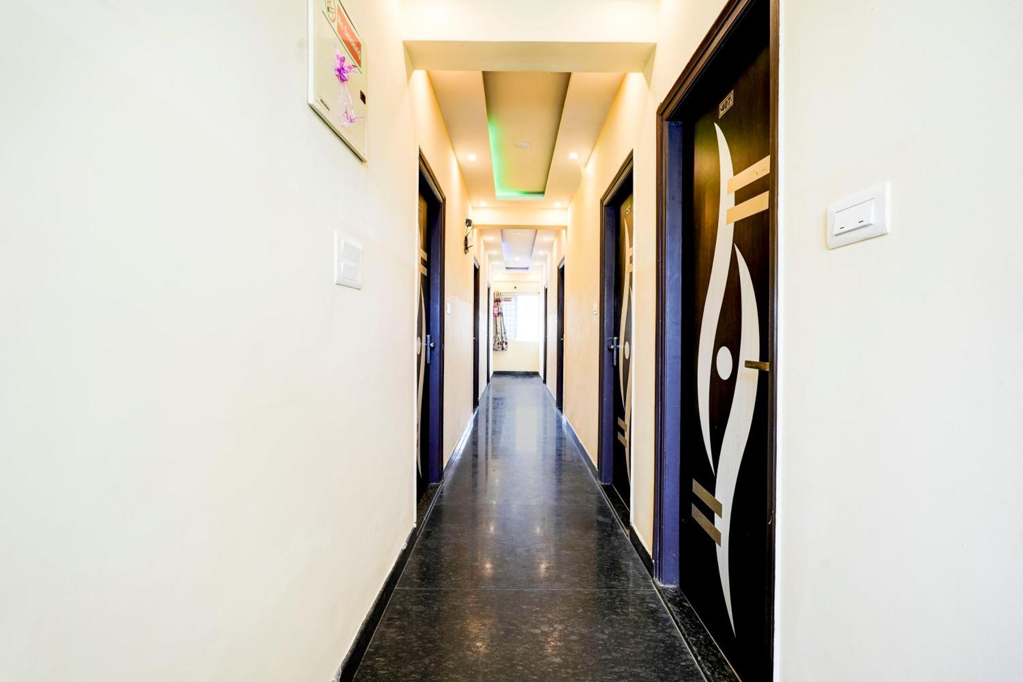 Super Hotel O Ganakkal Near Bgs Hospital Junction Formerly Omkar Global Inn Bangalore Exteriör bild